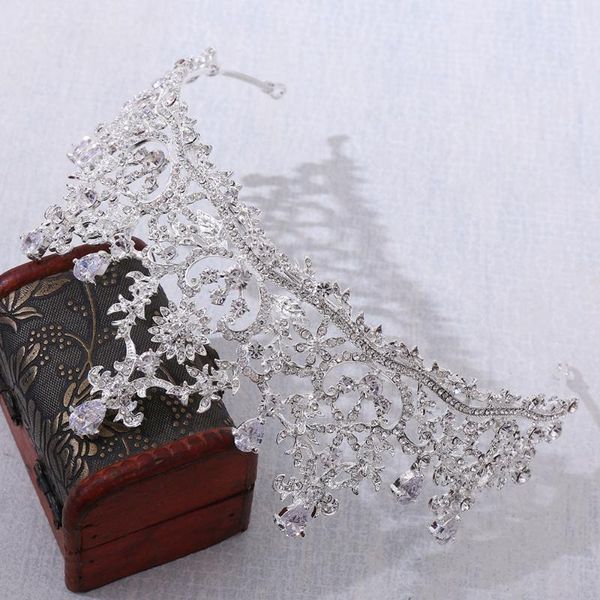 hair clips & barrettes bridal crown headwear luxury alloy rhinestones inlaid headband for female wedding birthday accessories ml, Golden;silver
hair clips & barrettes bridal crown headwear luxury alloy rhinestones inlaid headband for female wedding birthday accessories ml, Golden;silver