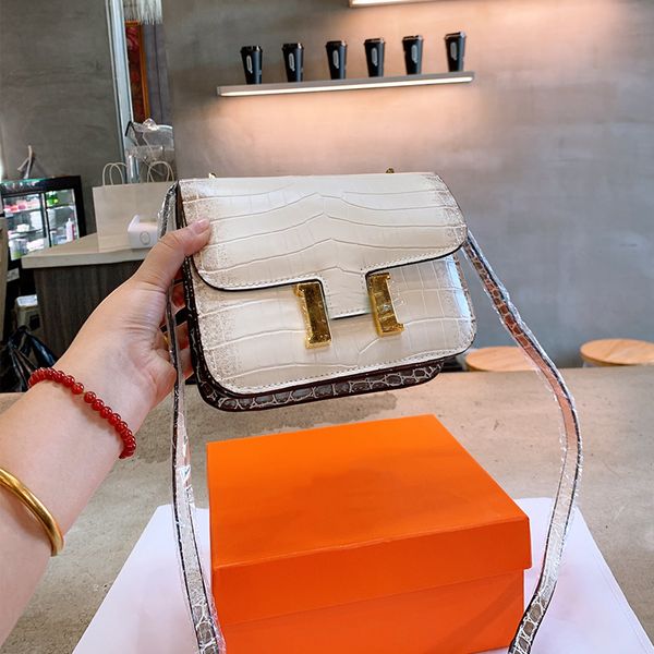 5a+ designer luxury high-end crocodile pattern female bag spring trend korean retro cowhide one-shoulder messenger bags fashion himalayan
5a+ designer luxury high-end crocodile pattern female bag spring trend korean retro cowhide one-shoulder messenger bags fashion himalayan