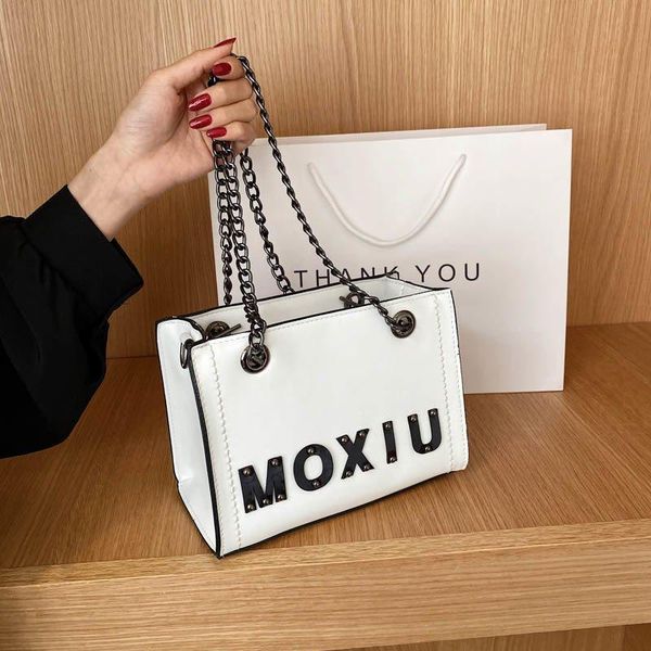 evening bags 2021 the fashion shoulder bag solid crossbody chain handbag stylish purese for ladies' shopping dating
evening bags 2021 the fashion shoulder bag solid crossbody chain handbag stylish purese for ladies' shopping dating