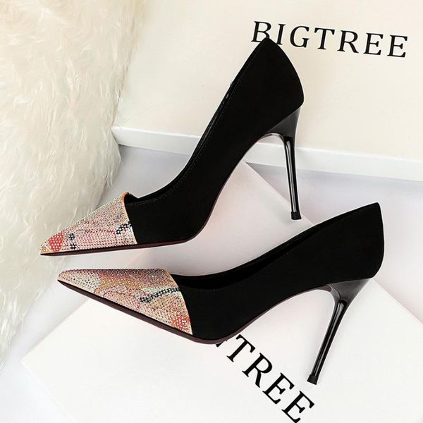 dress shoes european and american nightclubs were thin high heels women's stiletto suede shallow mouth pointed toe color matching, Black
dress shoes european and american nightclubs were thin high heels women's stiletto suede shallow mouth pointed toe color matching, Black