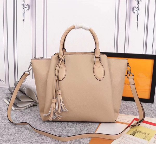 luxury designers bags women shoulder classic velvet leather heart style gold chain handbag tote messenger handbags
luxury designers bags women shoulder classic velvet leather heart style gold chain handbag tote messenger handbags