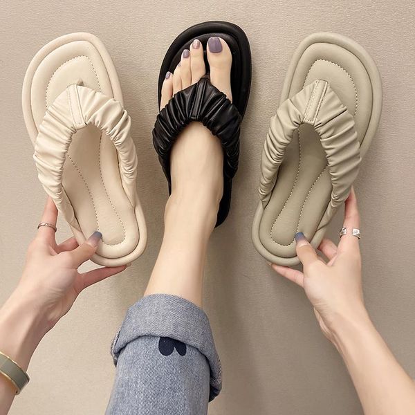 slippers comfort solid color beach sandals 2021 dropship casual women clip toe flip flops summer fashion pleated flat woman, Black 
slippers comfort solid color beach sandals 2021 dropship casual women clip toe flip flops summer fashion pleated flat woman, Black