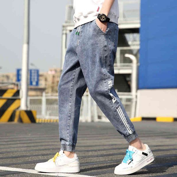 jeans, men's pants, 2021 spring and autumn korean edition, trend, holes, slim fit, capris, leggings, leggings, Blue
jeans, men's pants, 2021 spring and autumn korean edition, trend, holes, slim fit, capris, leggings, leggings, Blue
