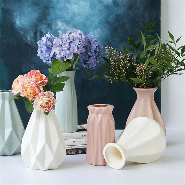 vases garden pot modern living room imitation ceramic home decoration flower arrangement plastic vase
vases garden pot modern living room imitation ceramic home decoration flower arrangement plastic vase