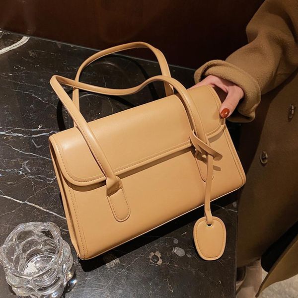 evening bags retro women shoulder armpit 2021 designer pu leather handbag and purses solid color hand bag female simple underarm
evening bags retro women shoulder armpit 2021 designer pu leather handbag and purses solid color hand bag female simple underarm