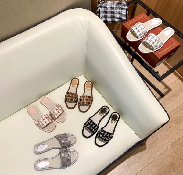 2021 classic brand designers women slippers sandals luxury cool slipper summer slides rhinestone decoration wear versatile, Black
2021 classic brand designers women slippers sandals luxury cool slipper summer slides rhinestone decoration wear versatile, Black