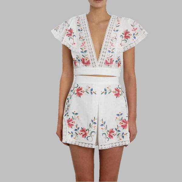 runway summer 2 pcs set women embroidery floral cotton patchwork lace back bowknot short pants suits + high waist shorts women's two pi, White
runway summer 2 pcs set women embroidery floral cotton patchwork lace back bowknot short pants suits + high waist shorts women's two pi, White