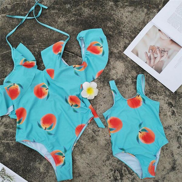 one-piece suits family matching swimwear summer women girl men boy bikini outfits beachwear bathing suit swimsuit
one-piece suits family matching swimwear summer women girl men boy bikini outfits beachwear bathing suit swimsuit