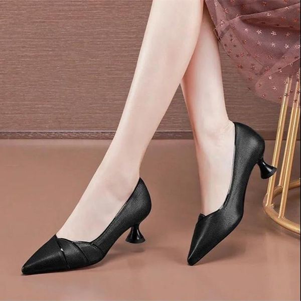 dress shoes women cool blue stripe pu leather slip on heel female black party club heels sapatos femininas b9262
dress shoes women cool blue stripe pu leather slip on heel female black party club heels sapatos femininas b9262