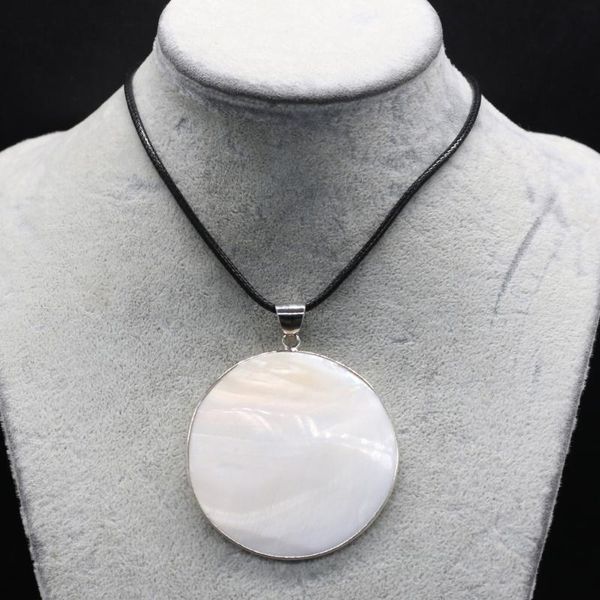 pendant necklaces selling natural shell mother round trend necklace making diy jewelry accessories bracelet size 50x50mm gift, Silver
pendant necklaces selling natural shell mother round trend necklace making diy jewelry accessories bracelet size 50x50mm gift, Silver