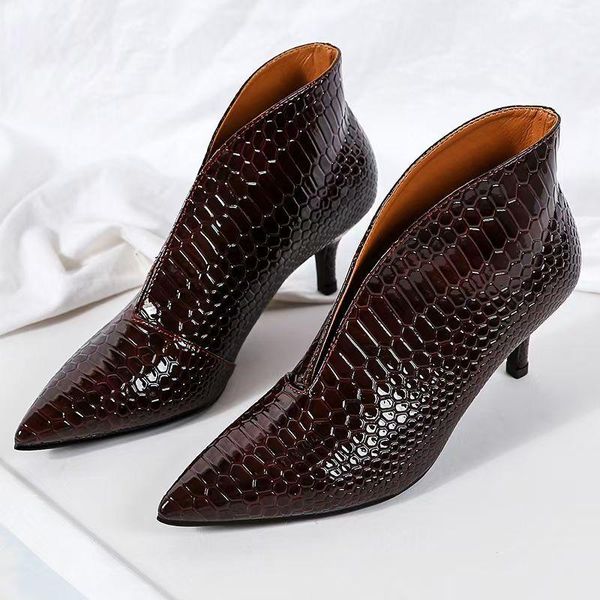 boots small size high heel shoes pointed toe deep v-mouth stiletto black wine red high-heeled short women crocodile grain
boots small size high heel shoes pointed toe deep v-mouth stiletto black wine red high-heeled short women crocodile grain