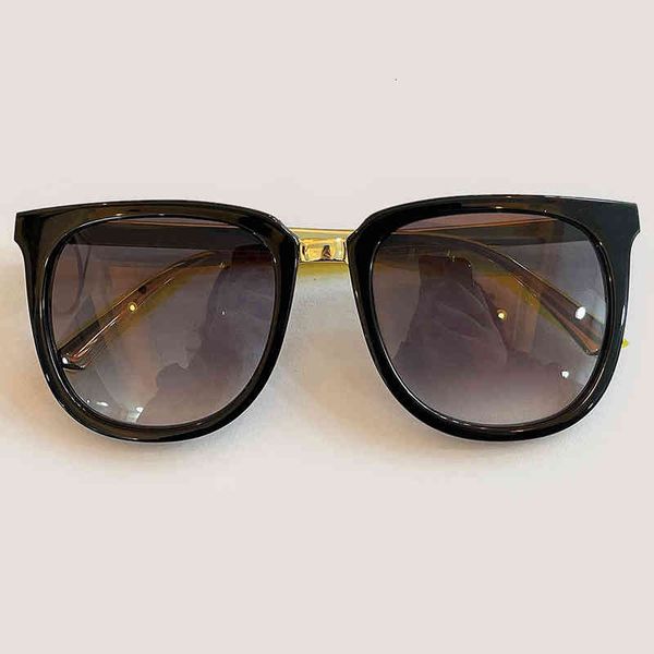 square sunglasses women brand designer luxury fashion sun glasses retro uv400 with boxes, White;black
square sunglasses women brand designer luxury fashion sun glasses retro uv400 with boxes, White;black