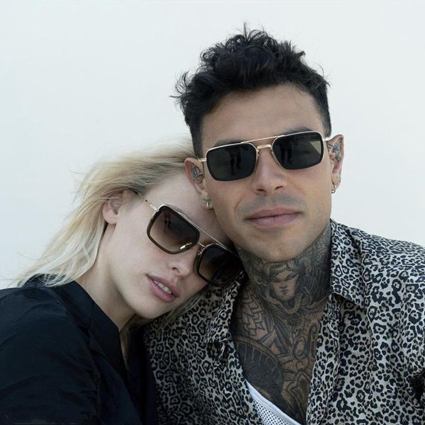 sunglasses 2021 fashion women sun glasses design metal small square frame traveling eyewear retro personality men, White;black
sunglasses 2021 fashion women sun glasses design metal small square frame traveling eyewear retro personality men, White;black
