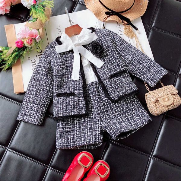 2021 girls coat clothing set long-sleeved plaid cardigan + shorts suit blazer clothes set kids children coat skirt set autumn x0902, White
2021 girls coat clothing set long-sleeved plaid cardigan + shorts suit blazer clothes set kids children coat skirt set autumn x0902, White
