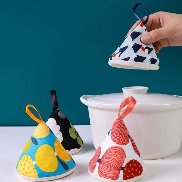 mats & pads anti-scalding japanese cotton triangle high temperature resistant pot earmuffs kitchen casserole insulation handle gloves
mats & pads anti-scalding japanese cotton triangle high temperature resistant pot earmuffs kitchen casserole insulation handle gloves