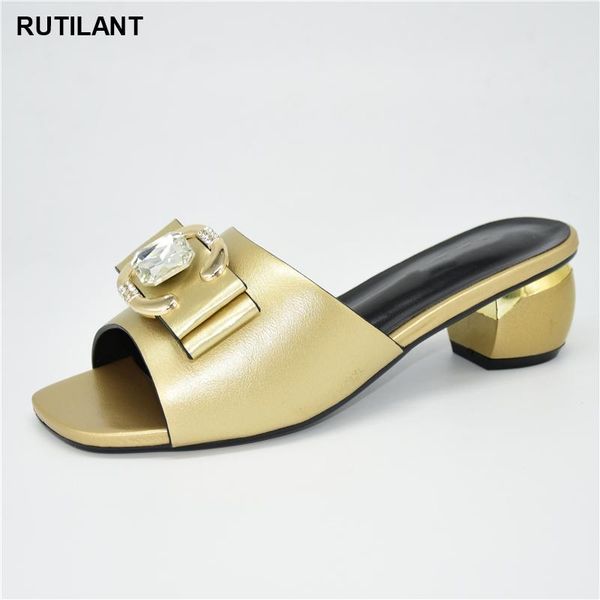 dress shoes latest design summer women italian decorated with rhinestone luxury shoe elegant low heels african party pumps, Black
dress shoes latest design summer women italian decorated with rhinestone luxury shoe elegant low heels african party pumps, Black