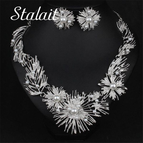 earrings & necklace vintage sea urchin shape inlay fresh pearl metal bridal set fashion lady party wedding jewelry, Silver
earrings & necklace vintage sea urchin shape inlay fresh pearl metal bridal set fashion lady party wedding jewelry, Silver
