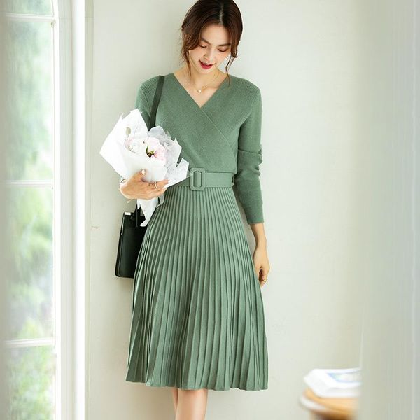 casual dresses elegant women v neck long sleeve high waist pleated dress luxury woman clothing autumn winter knitted runway 2021, Black;gray
casual dresses elegant women v neck long sleeve high waist pleated dress luxury woman clothing autumn winter knitted runway 2021, Black;gray