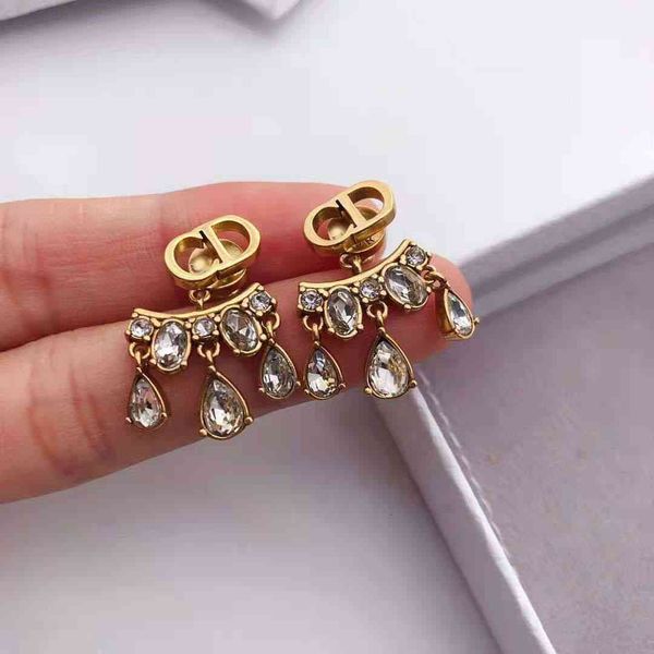 fashion designer jewelry dijia / djia letter tassel net 925 red luxury earrings silver needle for girlfriend, Red;brown
fashion designer jewelry dijia / djia letter tassel net 925 red luxury earrings silver needle for girlfriend, Red;brown