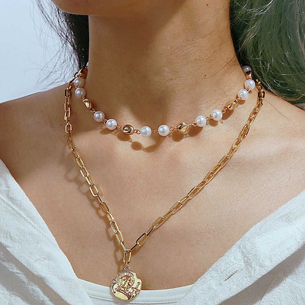designer necklace luxury jewelry alloy for women irregular head pearl multi-layer creative retro clavicle chain gold, Silver
designer necklace luxury jewelry alloy for women irregular head pearl multi-layer creative retro clavicle chain gold, Silver