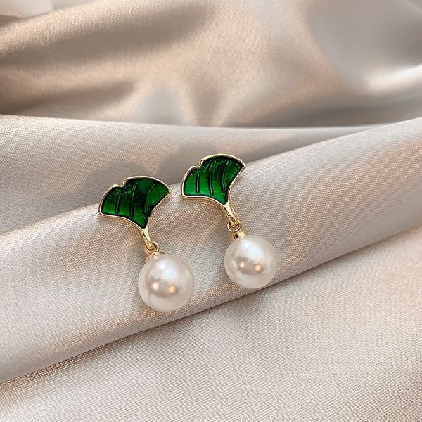 silver needle s925 gingko green leaf small fresh forest earrings for young girls elegant french pearl earrings, Golden
silver needle s925 gingko green leaf small fresh forest earrings for young girls elegant french pearl earrings, Golden