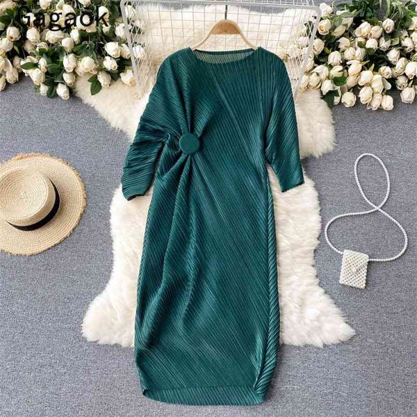 dresses women spring autumn o-neck solid folds straight formal midi dress loose simple fashion chic vestidos 210531, Black;gray
dresses women spring autumn o-neck solid folds straight formal midi dress loose simple fashion chic vestidos 210531, Black;gray