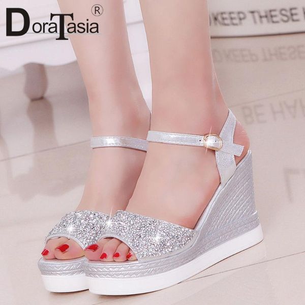 ladies summer sweet glitters platform sandals elegant shallow date women fashion high wedges shoes woman, Black
ladies summer sweet glitters platform sandals elegant shallow date women fashion high wedges shoes woman, Black
