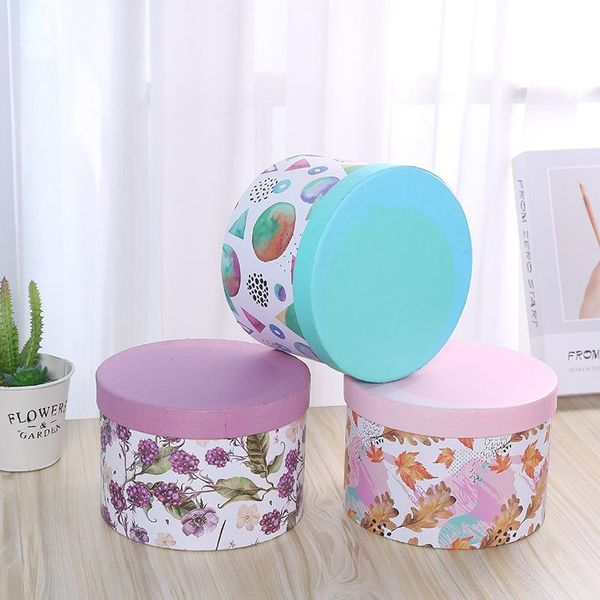 floral pattern round gift box with lid florist flower packaging paper wedding decor valentines candy storage wrap
floral pattern round gift box with lid florist flower packaging paper wedding decor valentines candy storage wrap