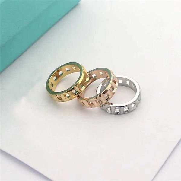 cluster rings 1:1 s925 sterling silver europe and america style trendy wide women logo original genuine luxury jewelry gift, Golden;silver
cluster rings 1:1 s925 sterling silver europe and america style trendy wide women logo original genuine luxury jewelry gift, Golden;silver