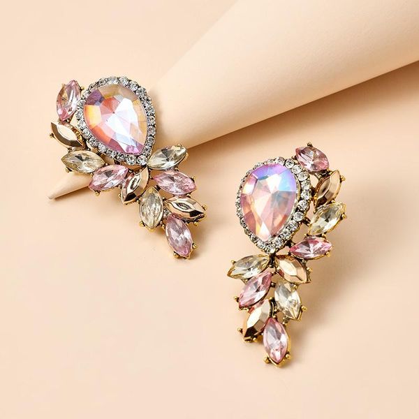 colorful rhinestone gem flower earring for women gold alloy stud brincos fashion jewelry accessories 9670, Golden;silver
colorful rhinestone gem flower earring for women gold alloy stud brincos fashion jewelry accessories 9670, Golden;silver
