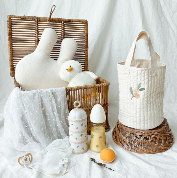 diaper bags 2021 south korea baby stroller storage bag bottle quilted embroidery portable bucket
diaper bags 2021 south korea baby stroller storage bag bottle quilted embroidery portable bucket