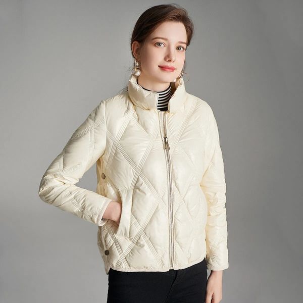 fashion temperament lingge stand collar small man bright face white duck down et 2021 women's winter warm coat, Black
fashion temperament lingge stand collar small man bright face white duck down et 2021 women's winter warm coat, Black