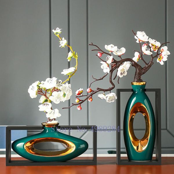chinese style creativity ceramic vase wooden frame retro openwork modern home flower decoration vases
chinese style creativity ceramic vase wooden frame retro openwork modern home flower decoration vases
