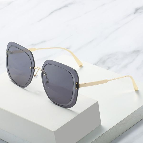 sunglasses 2021 big frame square personality rice nail metal groove lens women street driving glasses men, White;black
sunglasses 2021 big frame square personality rice nail metal groove lens women street driving glasses men, White;black