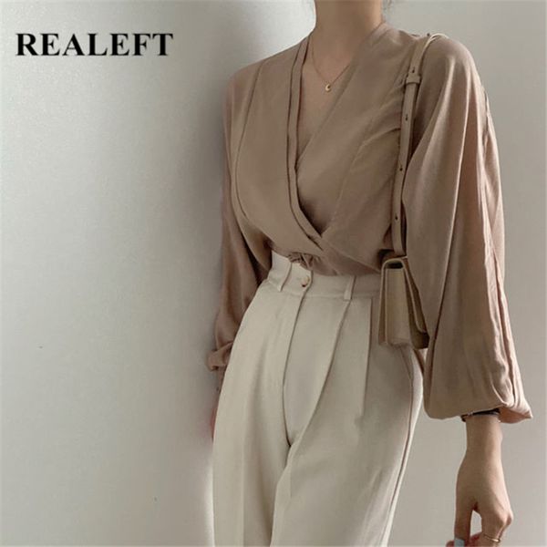 autumn chic women's blouse lantern sleeve v-neck office lady shirts elegant female loose korean style 210428, White
autumn chic women's blouse lantern sleeve v-neck office lady shirts elegant female loose korean style 210428, White