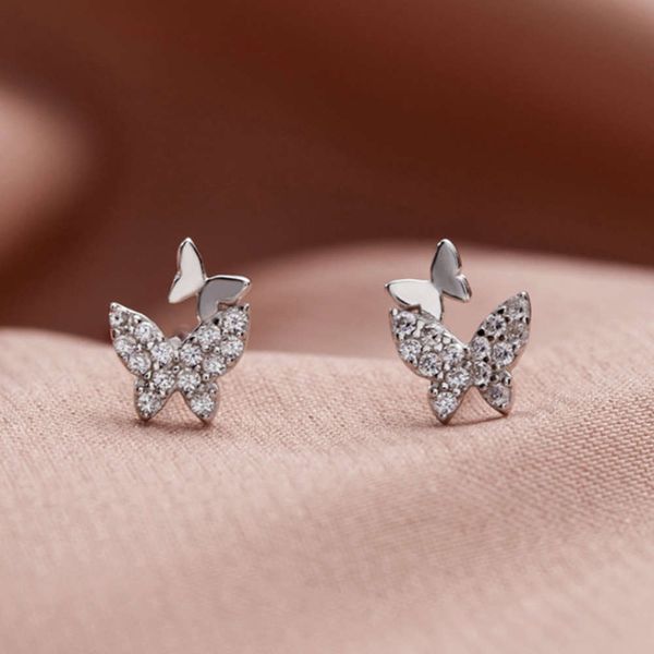 net red personalized earrings version flash fashion exquisite butterfly female advanced sense
net red personalized earrings version flash fashion exquisite butterfly female advanced sense