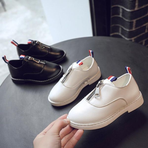 sneakers spring summer autumn kids shoes for girls boys british style children's casual pu leather fashion, Black;red
sneakers spring summer autumn kids shoes for girls boys british style children's casual pu leather fashion, Black;red