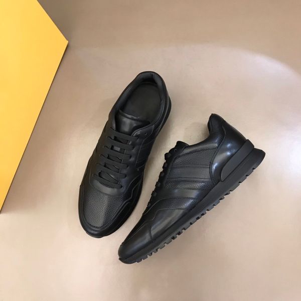 2021designer shoes for men women fashion spike sneakers triple black white red suede leather mens trainer flat bottoms luxury shoe a02
2021designer shoes for men women fashion spike sneakers triple black white red suede leather mens trainer flat bottoms luxury shoe a02