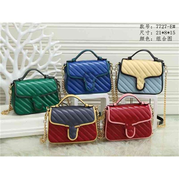 2022 factory wholesale new fashion single shoulder simple leisure hand korean cross messenger women's exquisite small square bag
2022 factory wholesale new fashion single shoulder simple leisure hand korean cross messenger women's exquisite small square bag