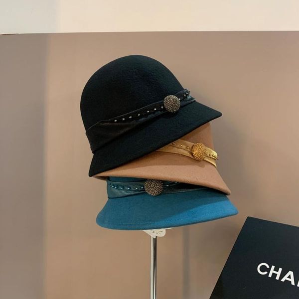 stingy brim hats ribbon dome wool hat autumn and winter models ladies fashionable wild basin female british retro leisure fisherman, Blue;gray
stingy brim hats ribbon dome wool hat autumn and winter models ladies fashionable wild basin female british retro leisure fisherman, Blue;gray