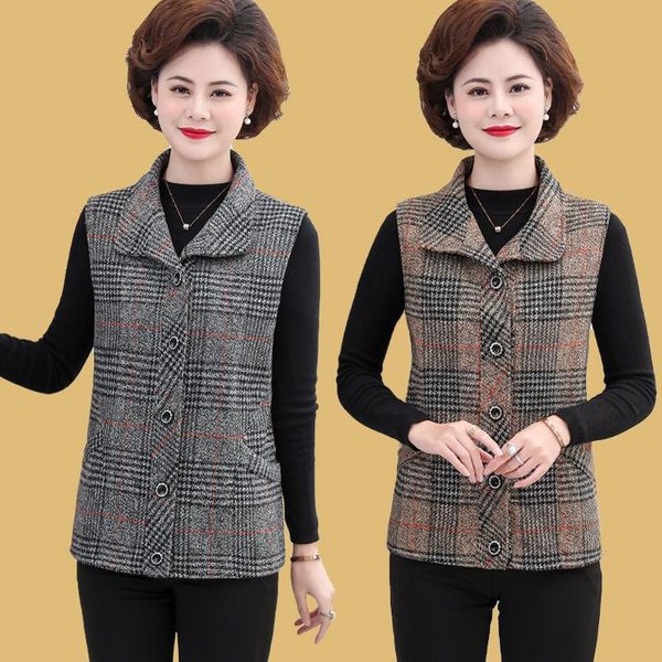 women's vests 2022 autumn winter middle aged and elderly women plaid waistcoat jacket lapel slim sleeveless coat plus size casual vest, Black;white
women's vests 2022 autumn winter middle aged and elderly women plaid waistcoat jacket lapel slim sleeveless coat plus size casual vest, Black;white