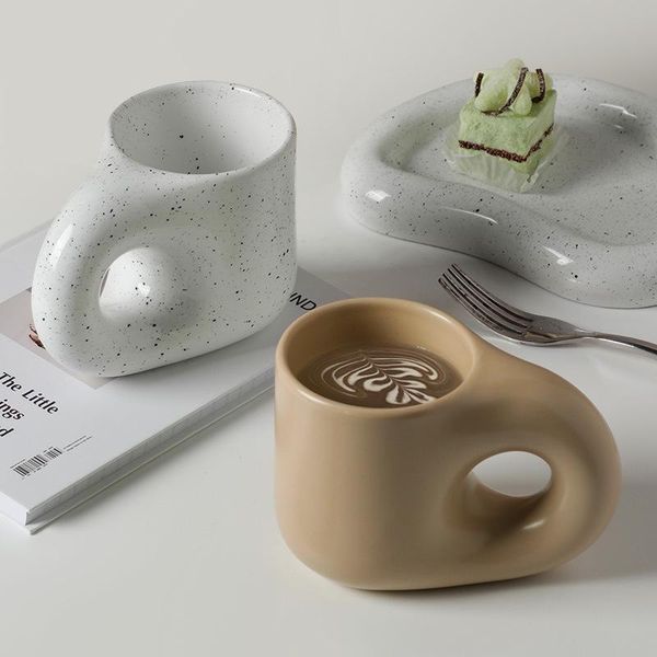 mugs 320ml 380ml nordic ceramic fat handle coffee cup simple large capacity drinking high temperature insulation gift
mugs 320ml 380ml nordic ceramic fat handle coffee cup simple large capacity drinking high temperature insulation gift