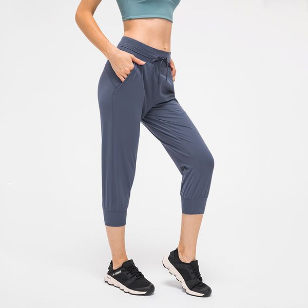 women's leggings 2011 women crop running active lounge jogger capris with side pockets naked feeling drawstring waist good quality, Black
women's leggings 2011 women crop running active lounge jogger capris with side pockets naked feeling drawstring waist good quality, Black