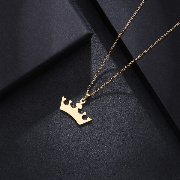 stainless steel necklace for women man lover's cartoon crown gold and silver color pendant necklace engagement jewelry
stainless steel necklace for women man lover's cartoon crown gold and silver color pendant necklace engagement jewelry