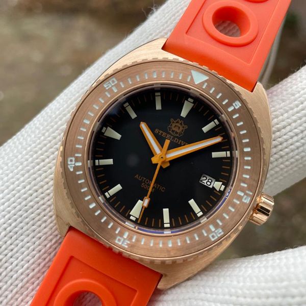 diver watch mechanical automatic nh35 movement germany cusn8 bronze 43mm case 50bar water resistance saphhire crystal wristwatches, Slivery;brown
diver watch mechanical automatic nh35 movement germany cusn8 bronze 43mm case 50bar water resistance saphhire crystal wristwatches, Slivery;brown