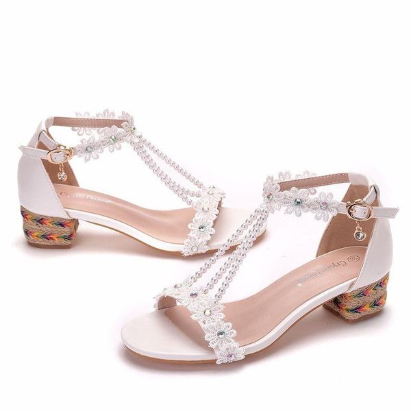women sandals wedding banquet lace pu rhinestones buckle strap 4.5cm square high heel round toe sandal shoes size 35-42, Black
women sandals wedding banquet lace pu rhinestones buckle strap 4.5cm square high heel round toe sandal shoes size 35-42, Black