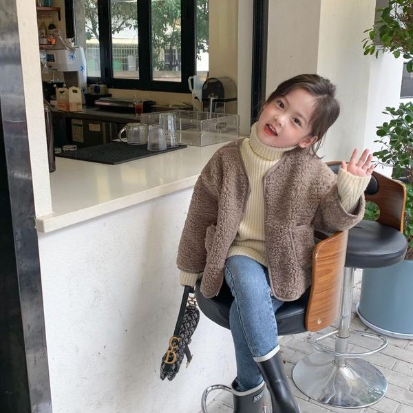 jackets mila chou 2021 winter baby girls lamb wool compound suede brown coat children's warm hairy o-neck jacket kids clothes 2-8y, Blue;gray
jackets mila chou 2021 winter baby girls lamb wool compound suede brown coat children's warm hairy o-neck jacket kids clothes 2-8y, Blue;gray