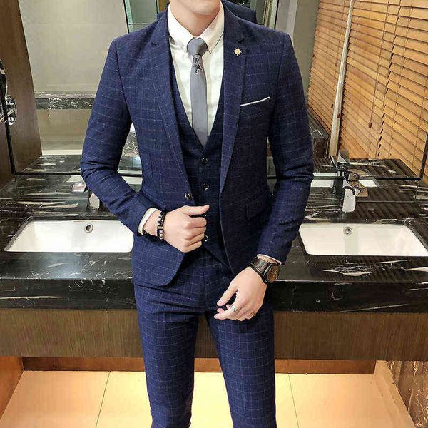 luxury suits blaze men's three piece suit busins man korean slimming banquet, Black
luxury suits blaze men's three piece suit busins man korean slimming banquet, Black