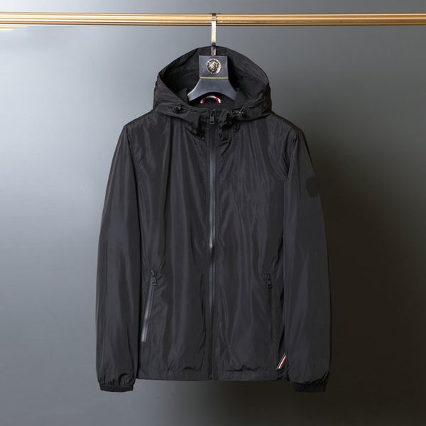2021 new spring autumn casual zipper hooded bomber jakc fashion patchwork windbreaker et men's coat cloth, Black;brown
2021 new spring autumn casual zipper hooded bomber jakc fashion patchwork windbreaker et men's coat cloth, Black;brown