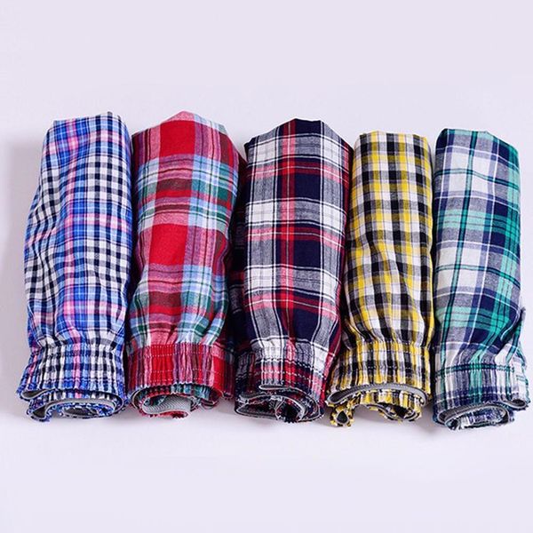 1pc men's cotton arrow casual plaid print elastic waist underwear summer loose breathable beach pants boxers shorts, Black;white
1pc men's cotton arrow casual plaid print elastic waist underwear summer loose breathable beach pants boxers shorts, Black;white